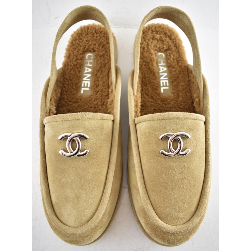 Chanel Dark Beige Suede Shearling CC Moccasin Ballet Slingback Loafer Flat 40 - Picture 2 of 16
